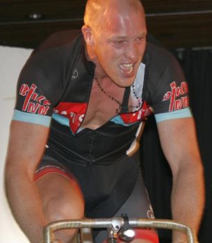 Anton Wouters van 4 bikes indoor cycling, snelste renner VoR15