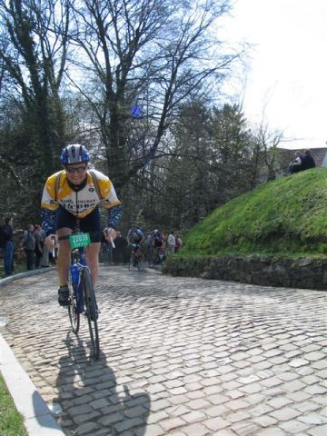 Fre blijft lachen
Zo kennen we de Fre als er camera's in de buurt zijn nooit laten zien dat je er door zit!
Keywords: rvv bwb