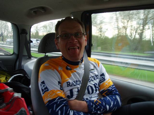 Puberke
Snappen jullie nu waarom we Johan soms ons Puberke noemen, hij is niet alleen de jongste (veruit) van de club maar soms ook de ....
Keywords: rvv bwb