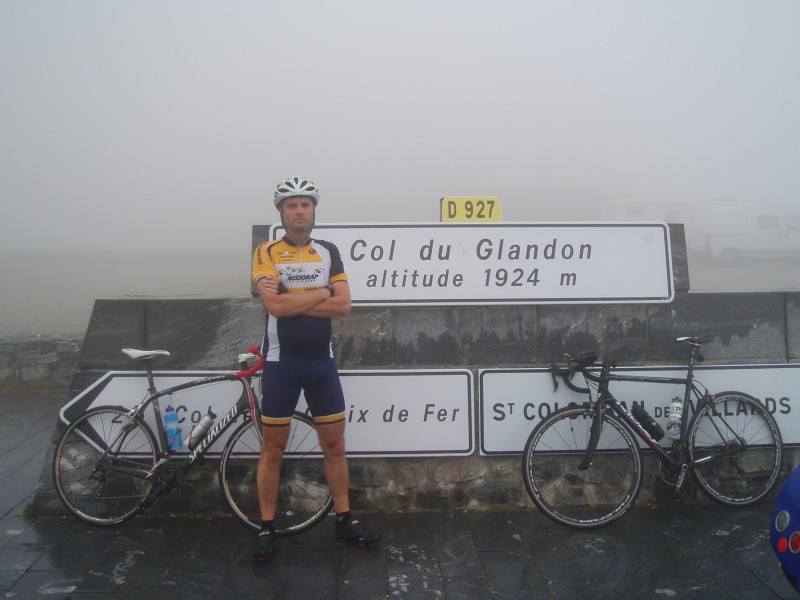 Eenzaam in de wolken op de Col du Glandon
