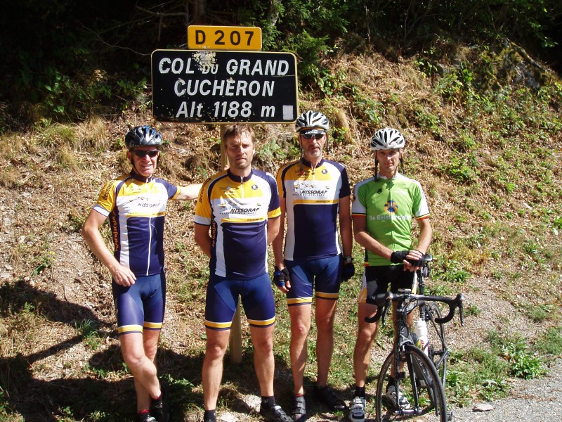 Vier diehards op de Col du Grand Cucheron