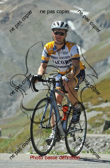 Johan beklimt de Col de l'Iseran (1)
