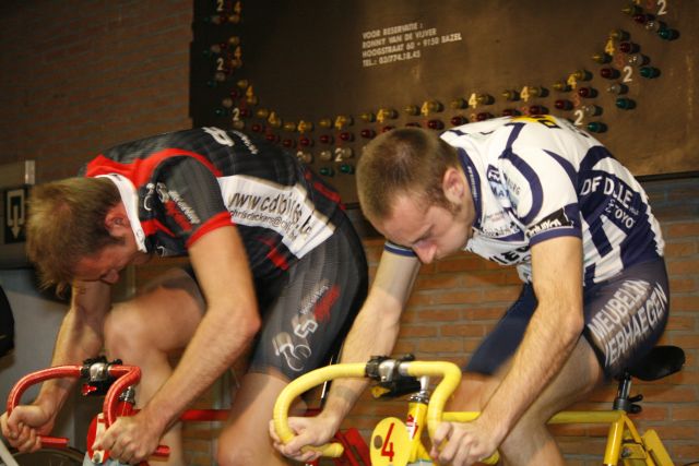 Christophe Beddegenoots (CD Bikers), Ward Vermeulen (De Demerspurters)
Reeks 2.4.2
