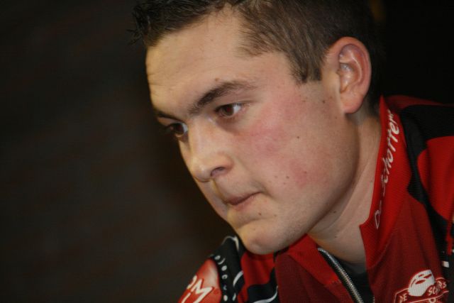 Nicky Lambrechts (Schotters - Pro Team)
Reeks 3.3.3
