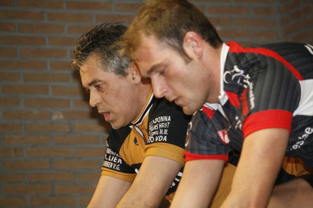 Paul Mattheus (De Fikskes), Christophe Beddegenoots (Cd Bikers)
Reeks 3.4.3
