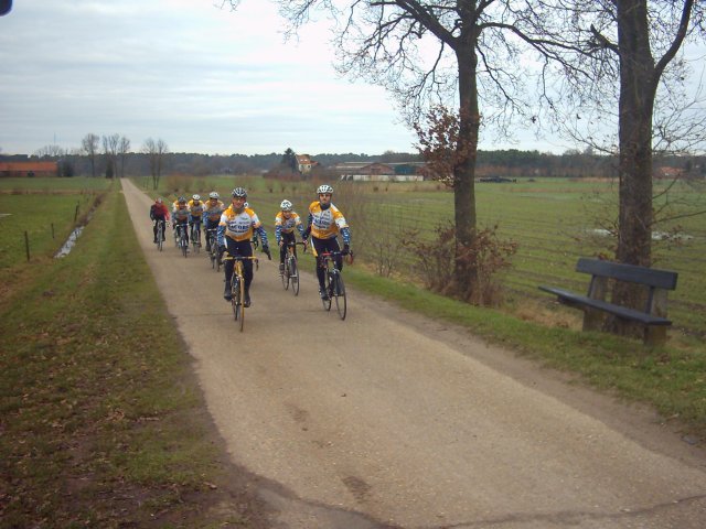 Groep aan de Zegge
Waar is den DaniÃ«l ? Dat is toch nen diesel ? (zie vorige foto)
