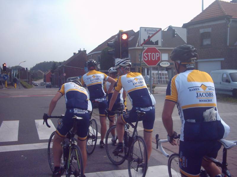 We waren in Kumtich 2
En de foto's bewijzen ineens dat we in Kumtich, ons reisdoel geweest zijn. Soms horen we als eens twijfel over waar wij overal naartoe rijden.
