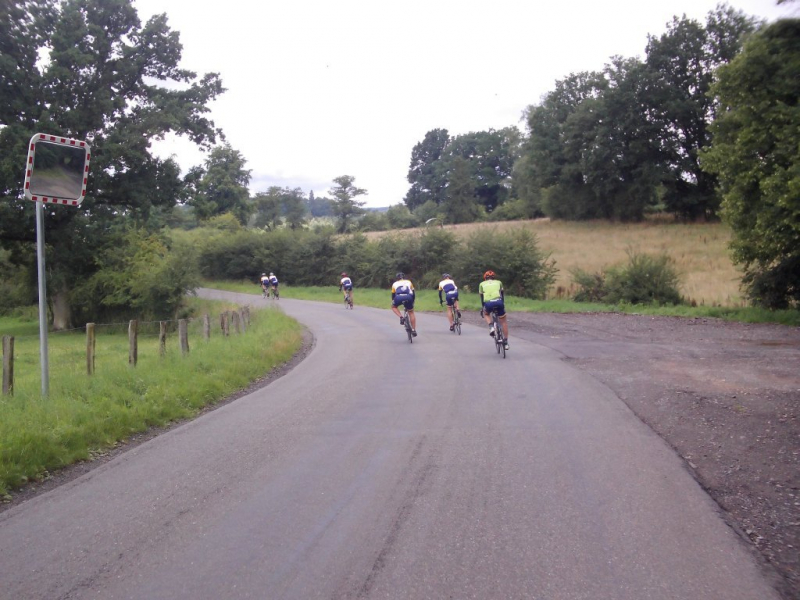Dalend
Het parcours van deze cyclosportieve toer is zeker een aanrader. Geen superzware hellingen en het merendeel over rustige wegen in een prachtige streek.
