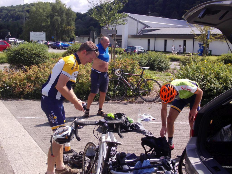 Inladen 2
Wagen 2 met Pit, Danny, Warre en Hale.
